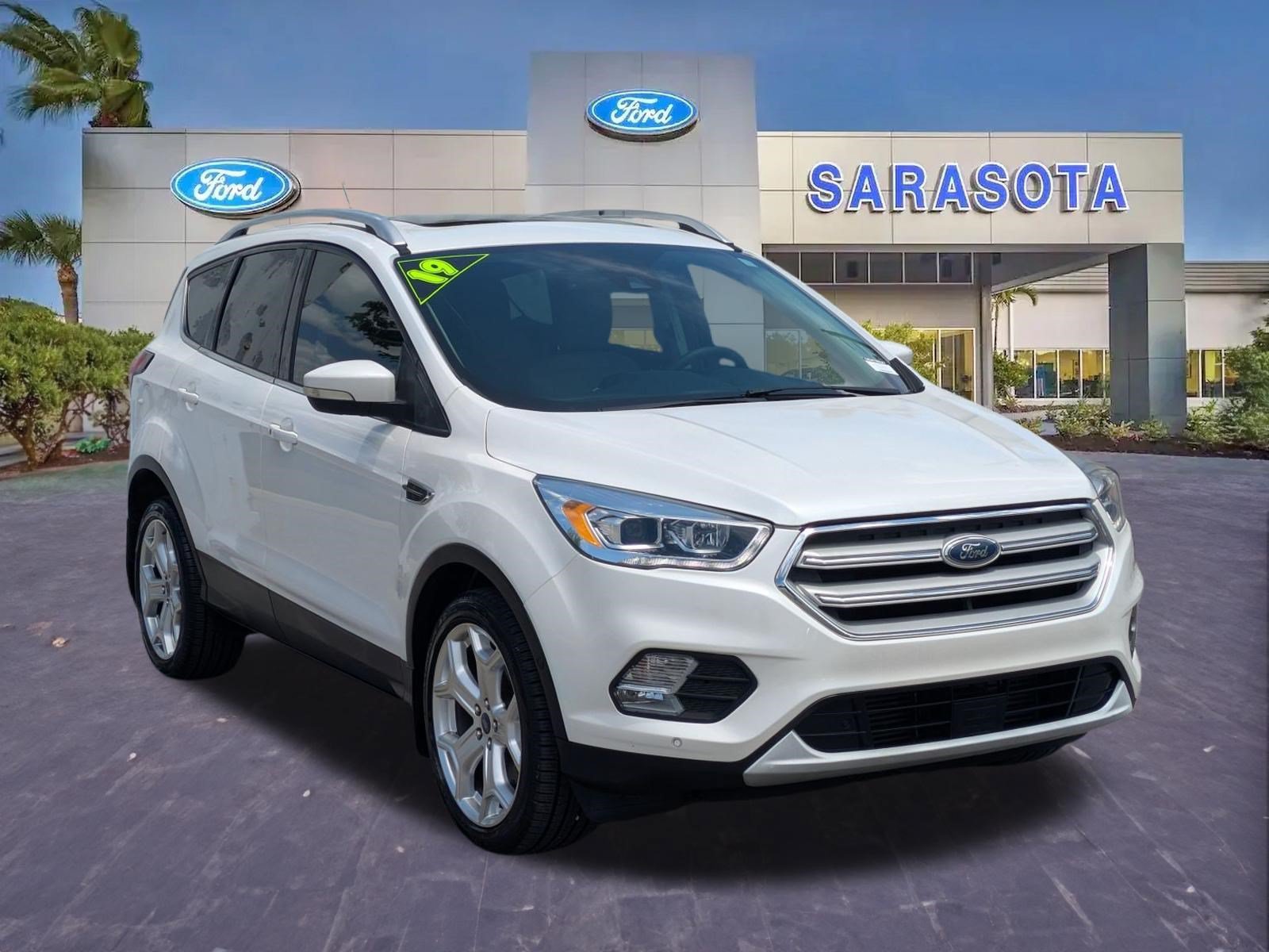 Used 2019 Ford Escape Titanium AWD/4WD image 1