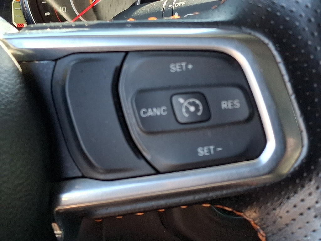 Used 2022 Jeep Gladiator Mojave w/ Cold Weather Group AWD/4WD image 24