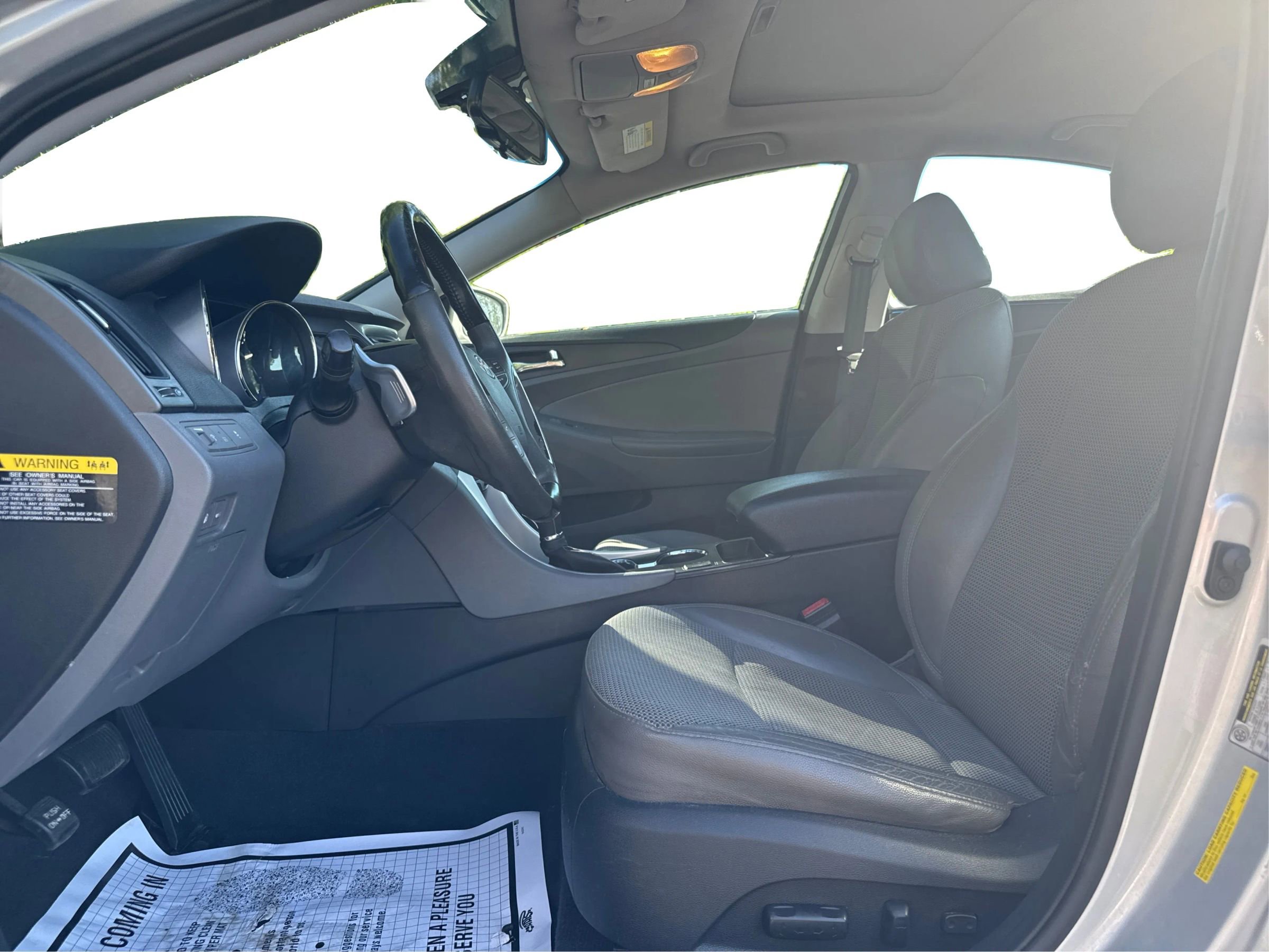 Used 2013 Hyundai Sonata SE w/ Navigation & Sunroof Pkg FWD image 11