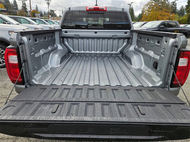 New 2025 GMC Canyon Elevation w/ Convenience Package image 10