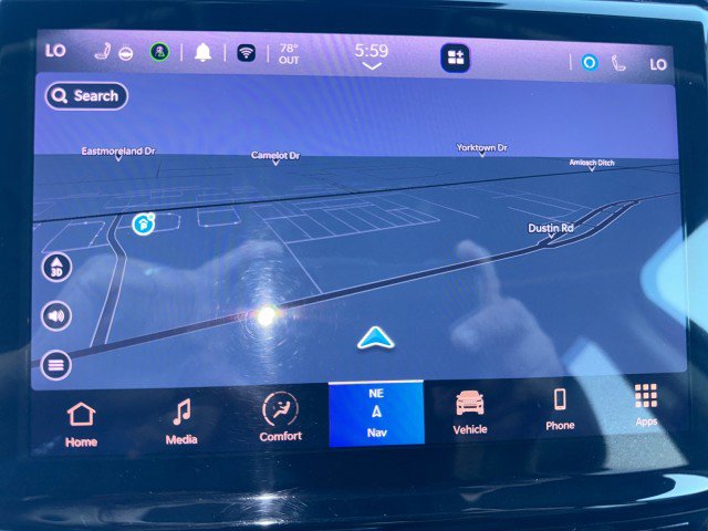 Used 2024 Jeep Grand Cherokee Limited image 22