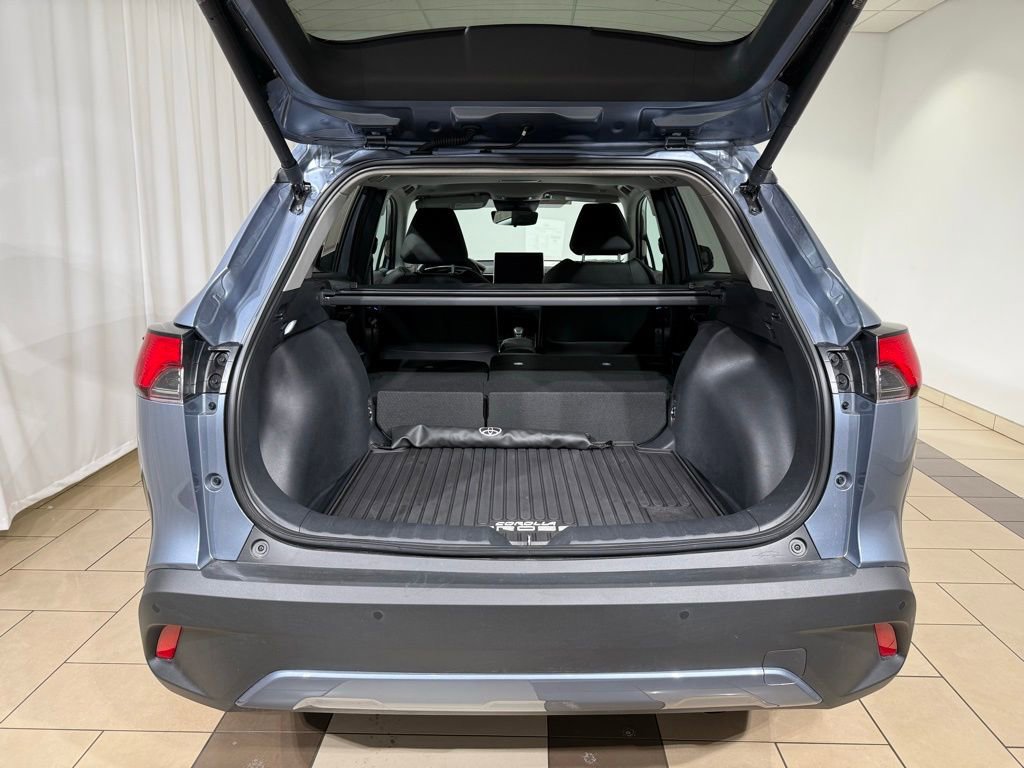 Certified 2026 Toyota Corolla Cross XLE w/ Convenience Package image 12