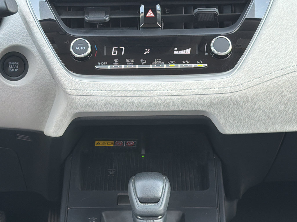 Used 2026 Toyota Corolla Cross LE FWD image 17