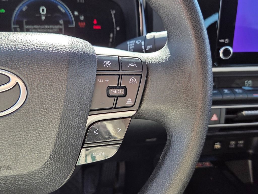Certified 2025 Toyota Camry LE FWD image 23