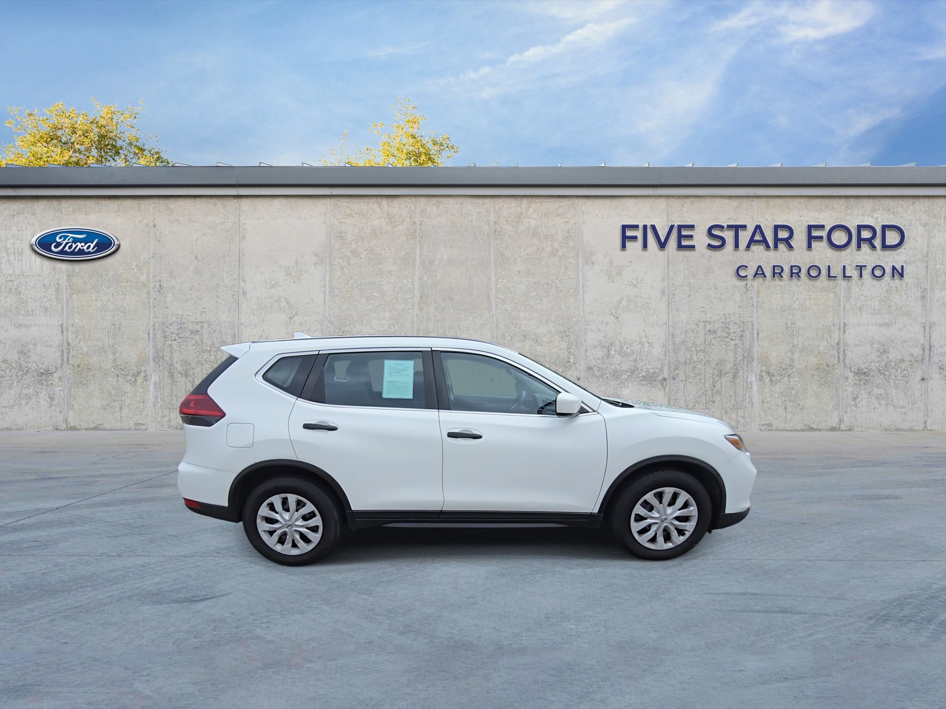 Used 2019 Nissan Rogue S FWD image 9