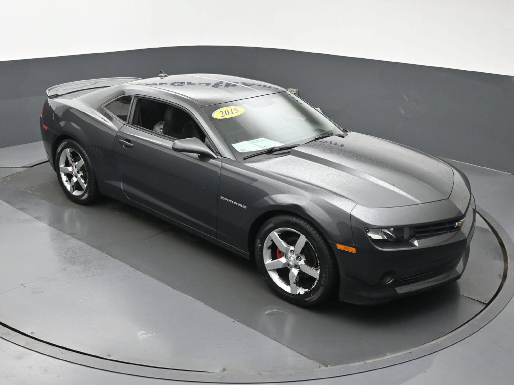 Used 2015 Chevrolet Camaro LT RWD image 3