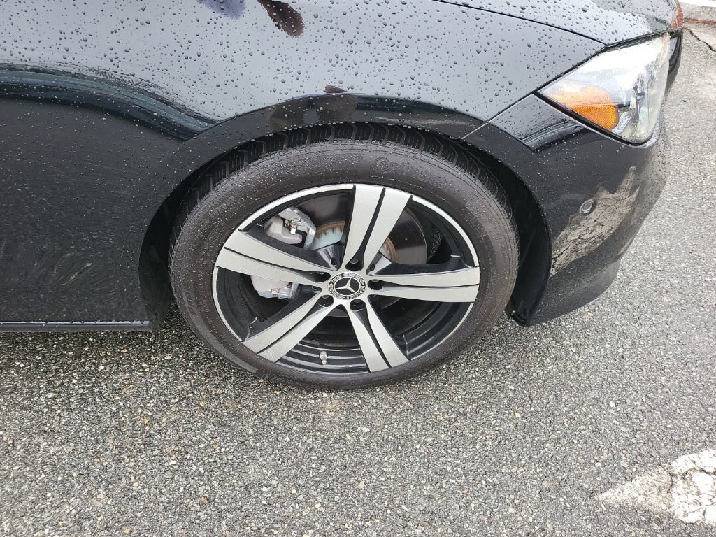 Used 2023 Mercedes-Benz C 300 4MATIC Sedan image 23