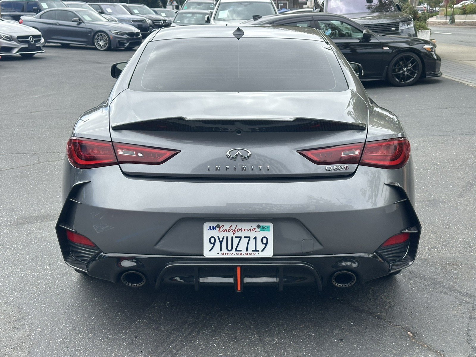 Used 2019 INFINITI Q60 Red Sport 400 w/ Cargo Package RWD image 10