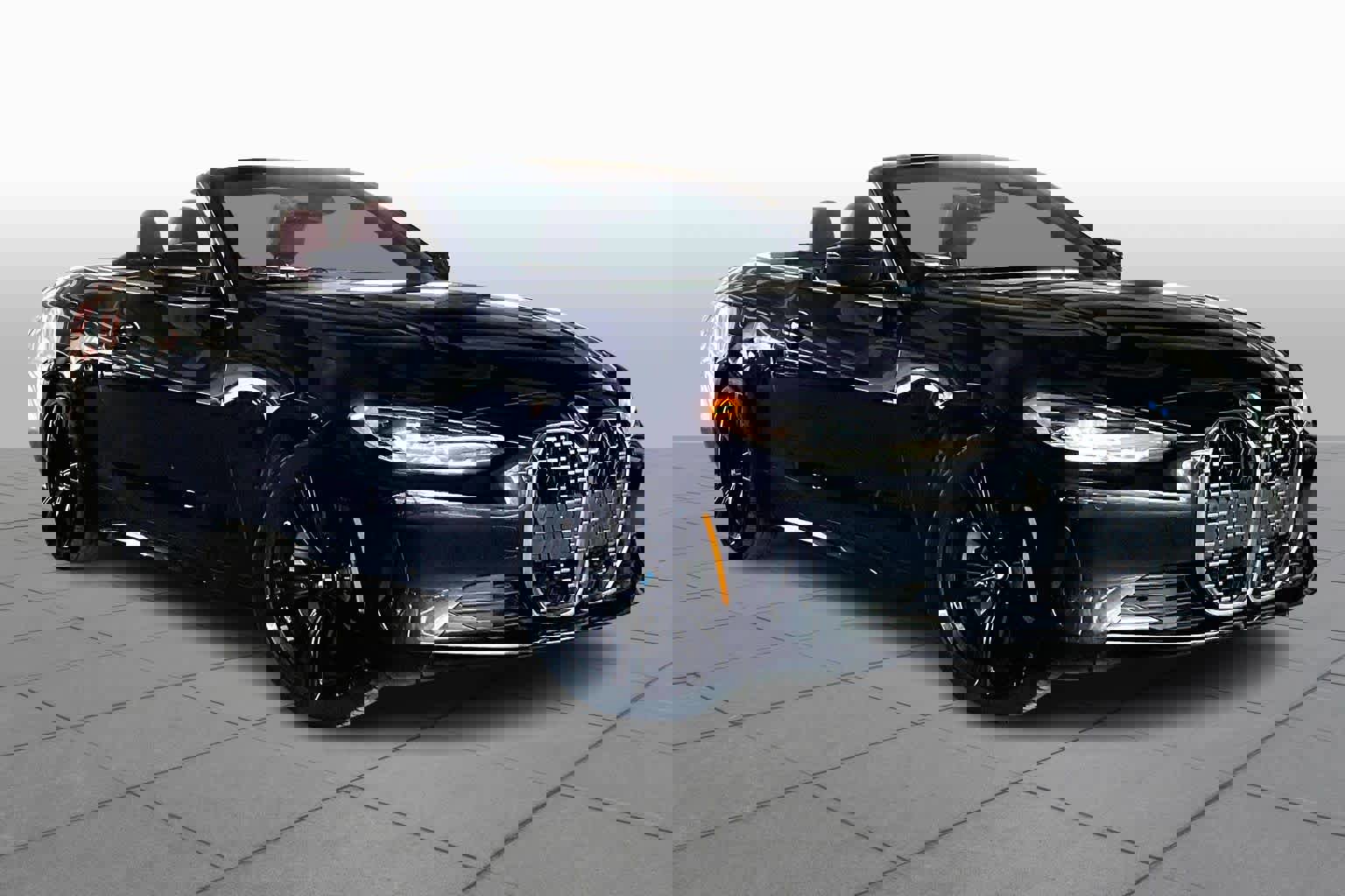 Used 2023 BMW 430i xDrive Convertible w/ Parking Assistance Package image 2