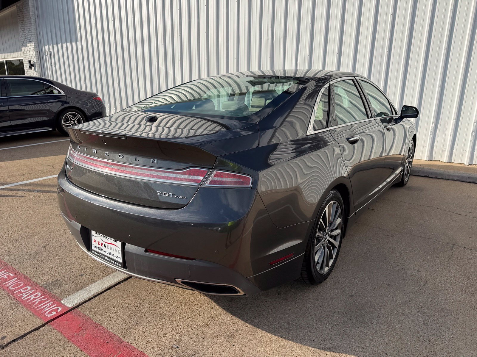 Used 2019 Lincoln MKZ Premiere AWD/4WD image 8