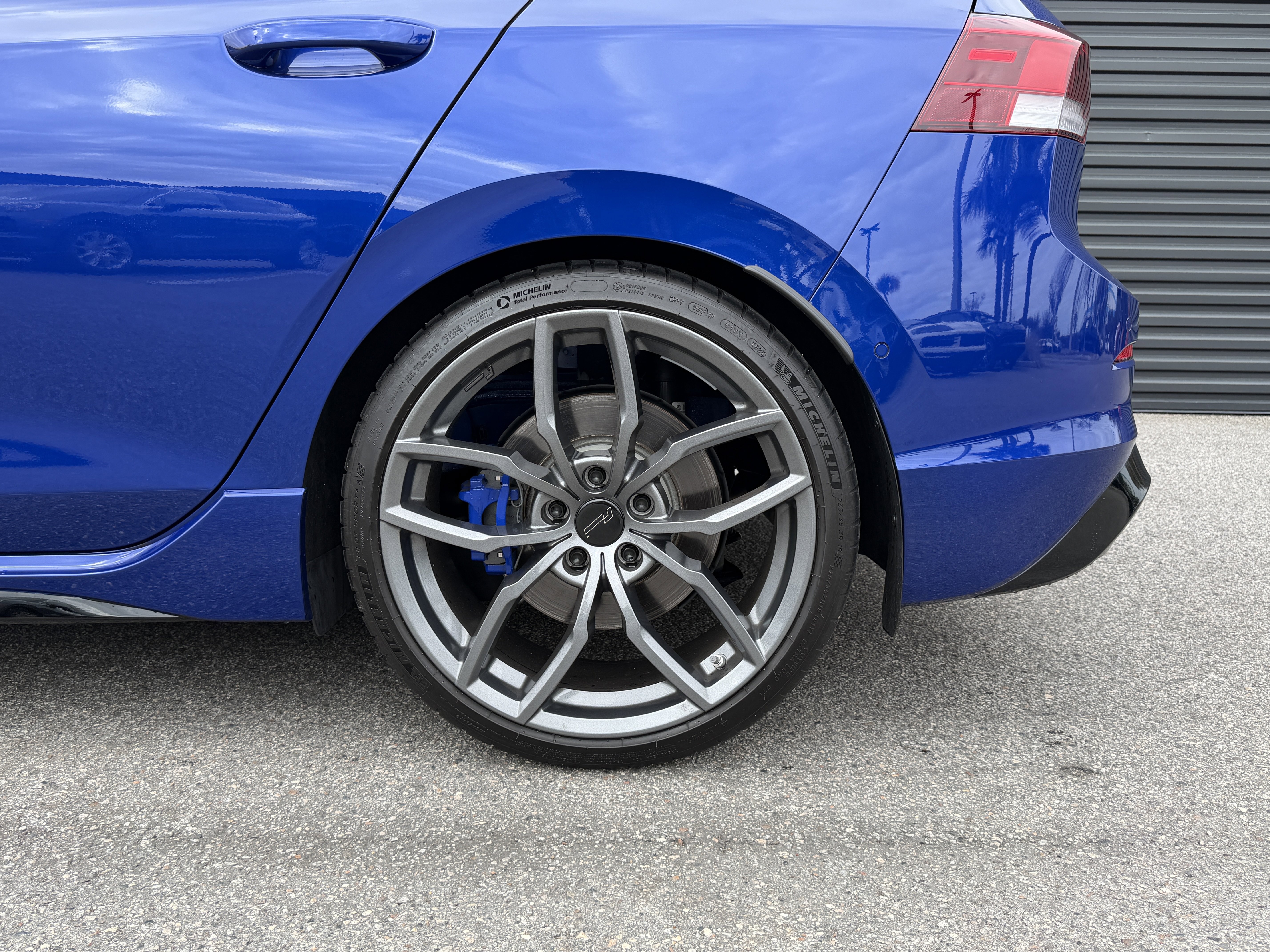 Used 2024 Volkswagen Golf R image 16