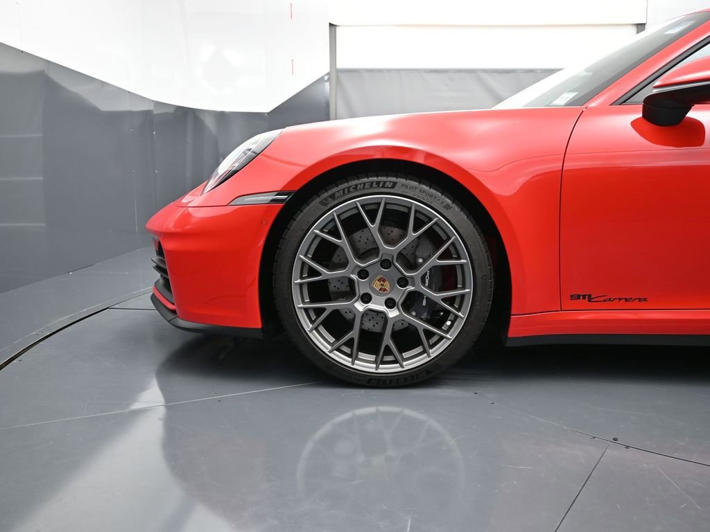 Certified 2025 Porsche 911 Carrera RWD image 8