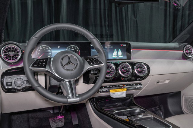 Certified 2026 Mercedes-Benz CLA 250 image 18