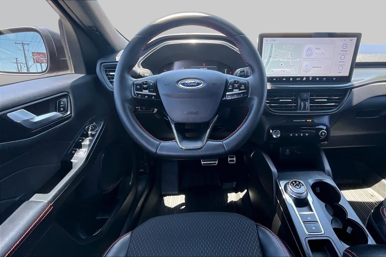 Used 2023 Ford Escape ST-Line w/ Tech Pack #1 FWD image 6