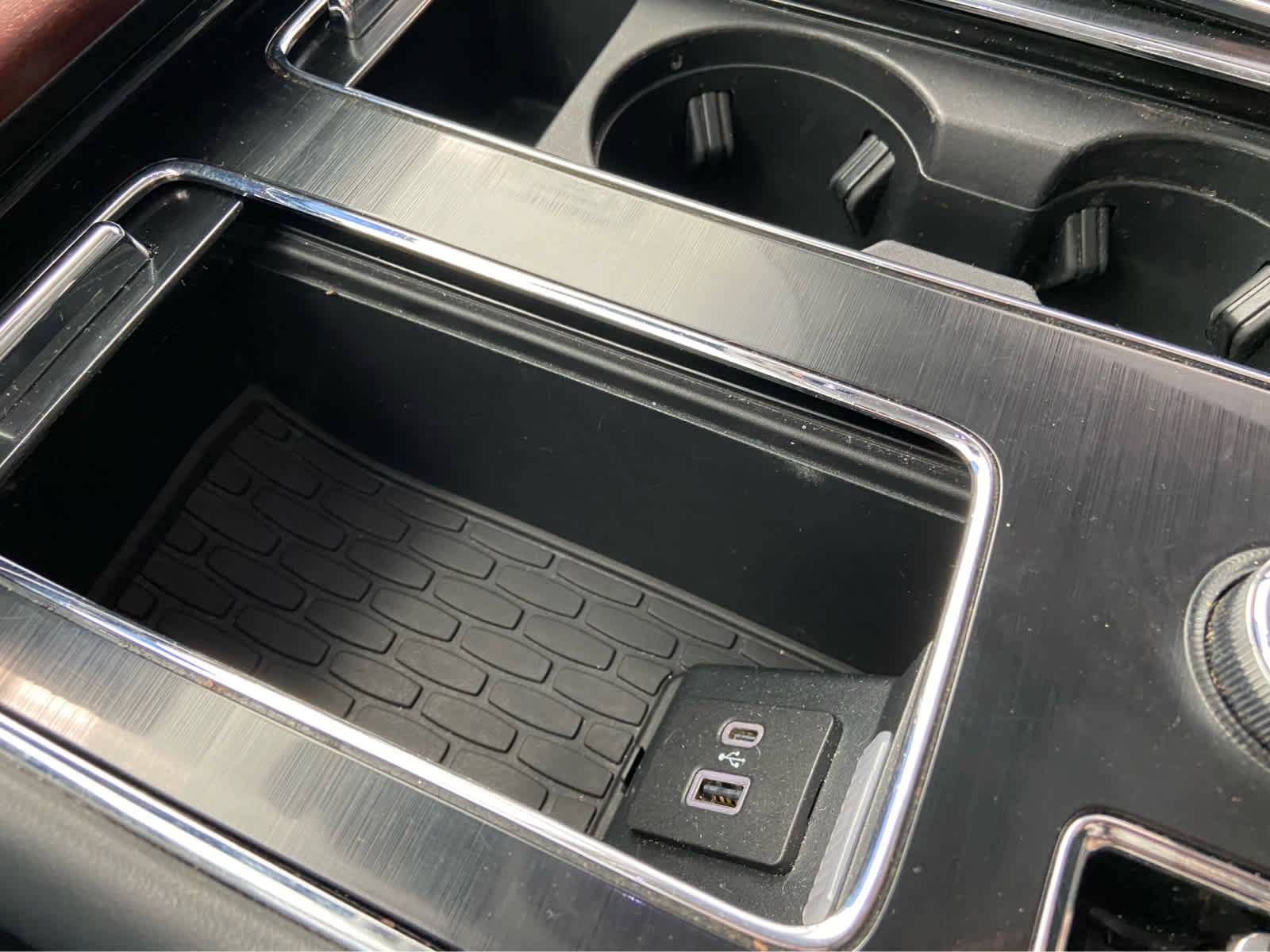 Used 2023 Lincoln Aviator Reserve w/ Class IV Trailer Tow Package image 39