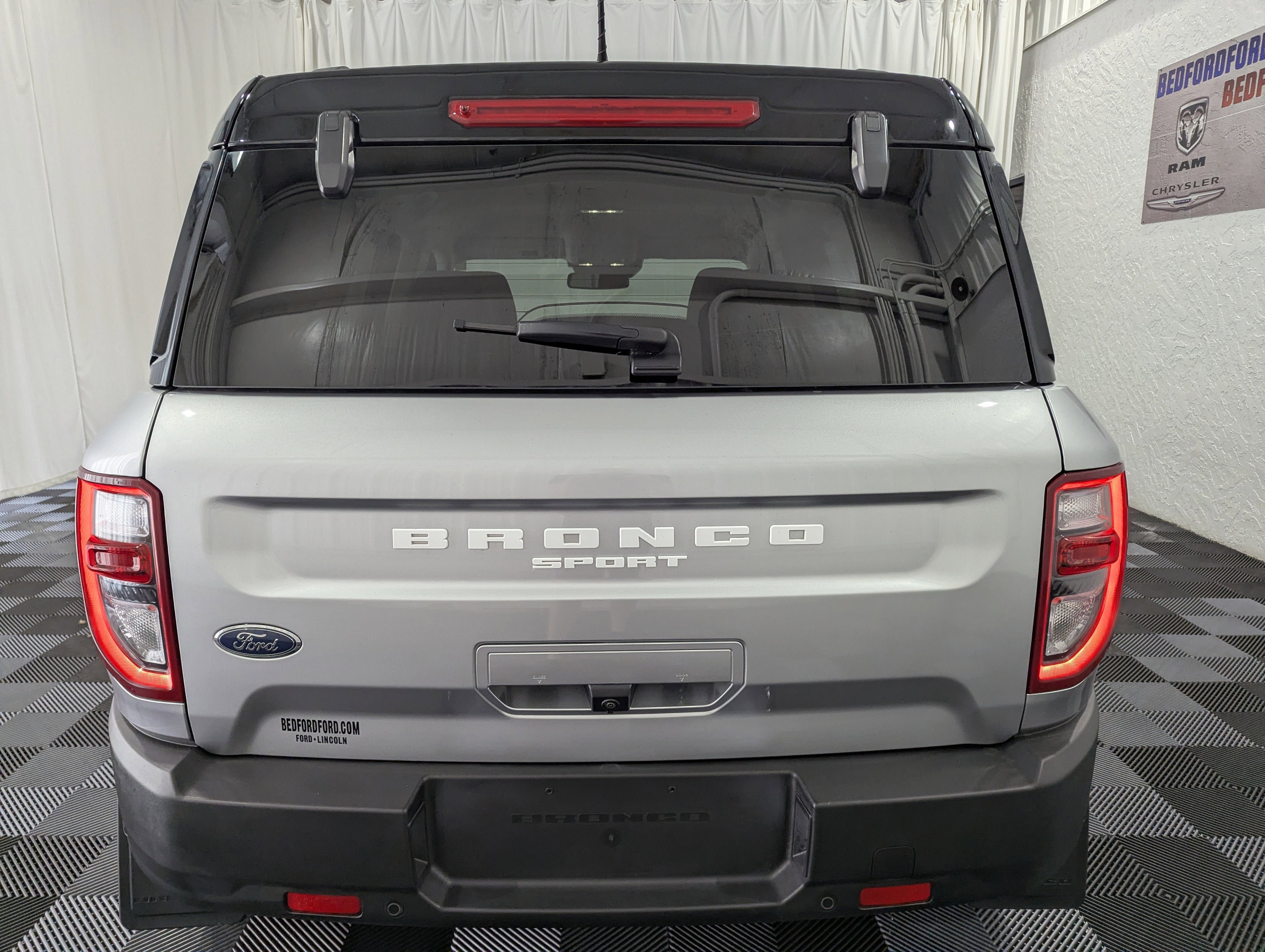 Used 2022 Ford Bronco Sport Outer Banks w/ Tech Package AWD/4WD image 9