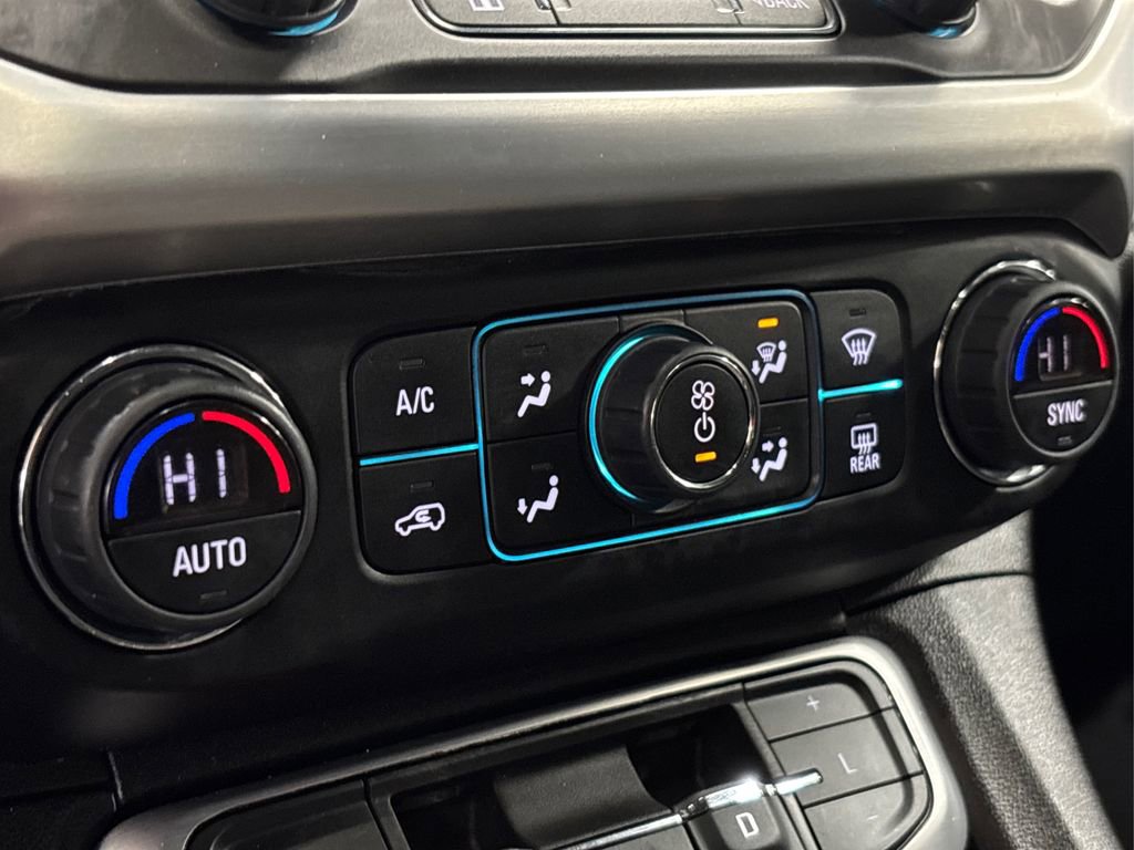 Used 2023 GMC Acadia SLE w/ Driver Convenience Package image 28