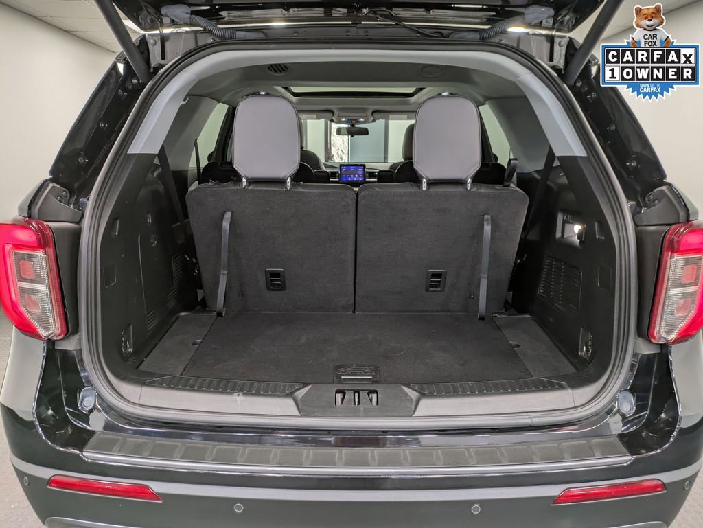 Used 2022 Ford Explorer XLT w/ Equipment Group 202A AWD/4WD image 24