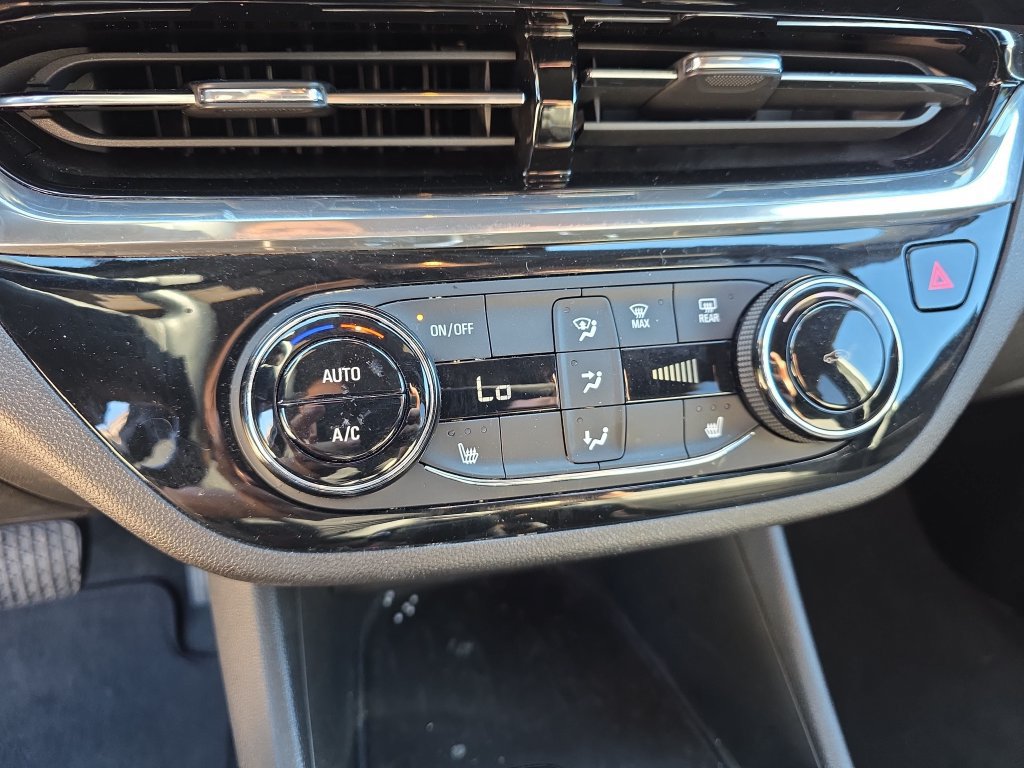 Certified 2024 Buick Envista Sport Touring w/ Convenience I Package FWD image 22