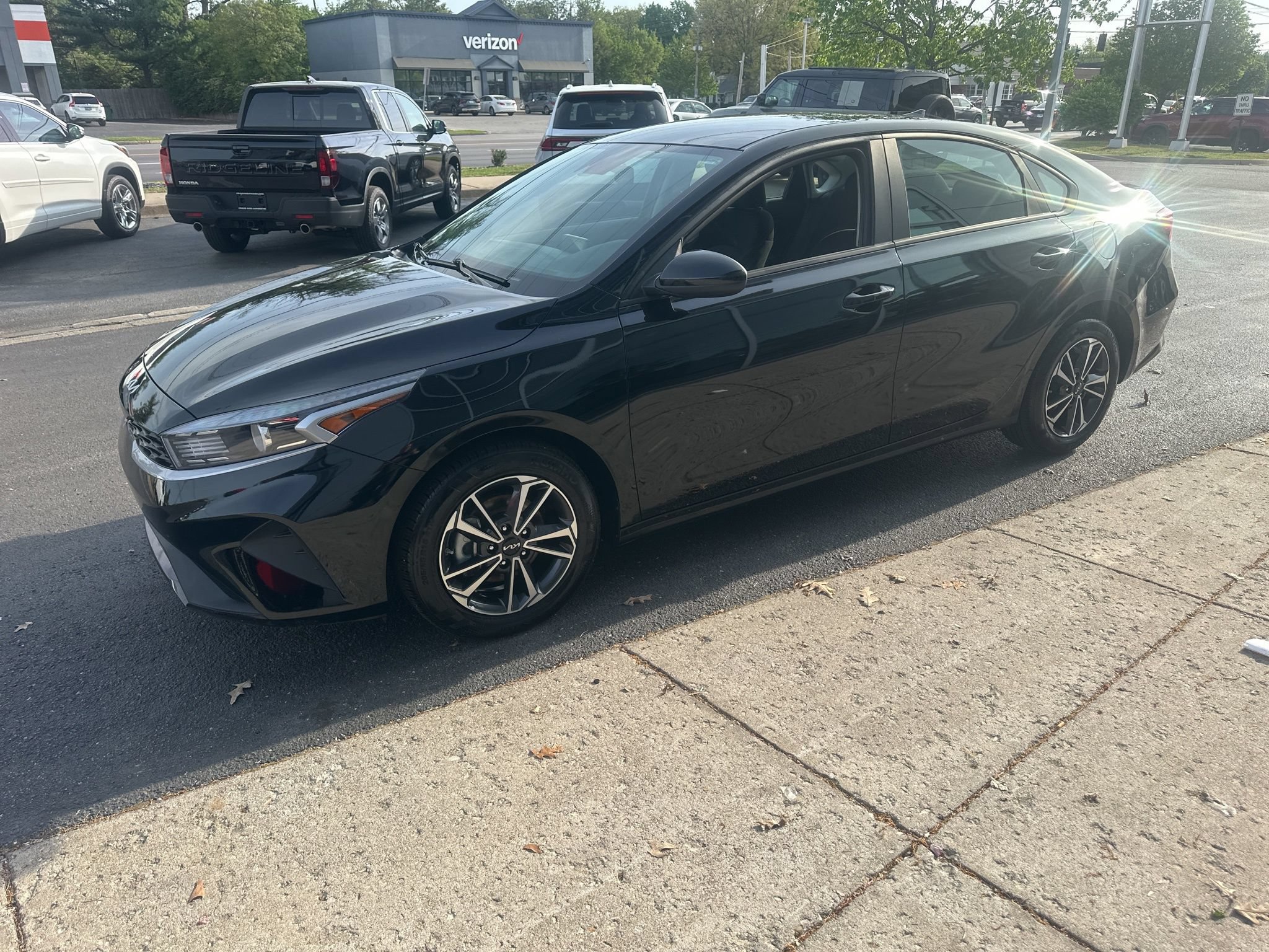 Used 2024 Kia Forte LXS FWD image 6