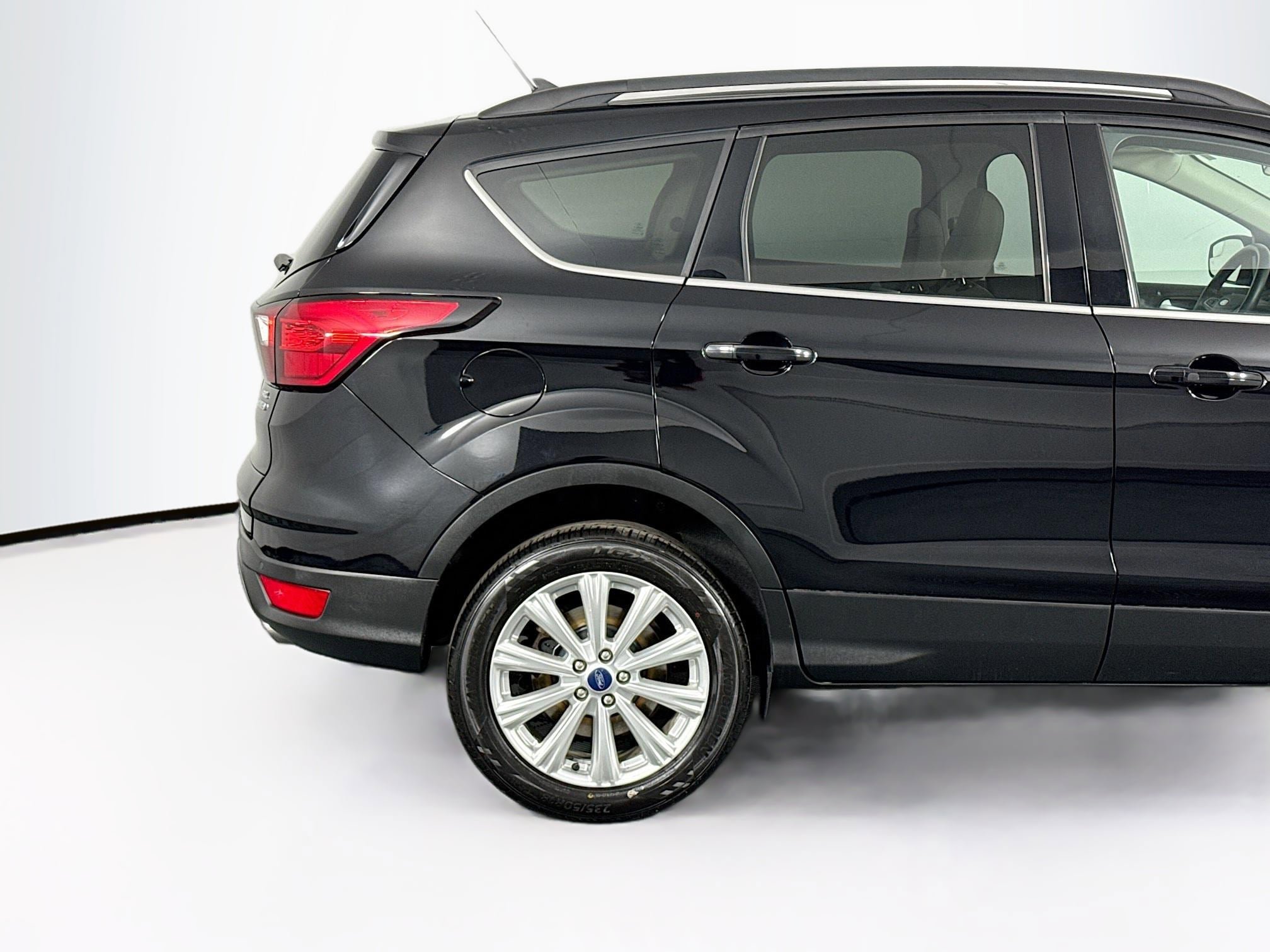 Used 2019 Ford Escape SEL AWD/4WD image 46