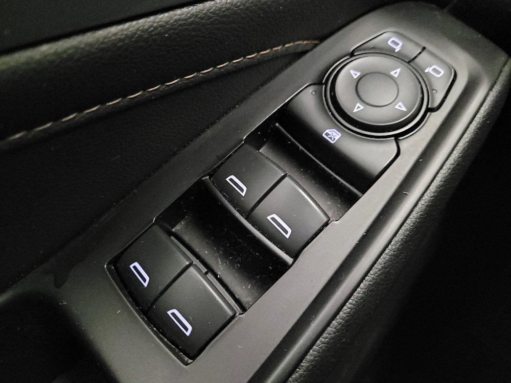 Used 2020 Chevrolet Traverse LS image 27