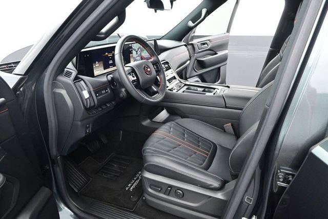 Used 2025 Nissan Armada PRO-4X w/ Pro-4X Premium Package AWD/4WD image 6