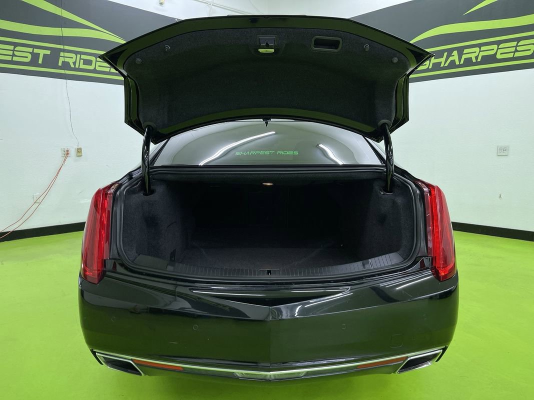 Used 2013 Cadillac XTS Luxury w/ Driver Awareness Package image 9