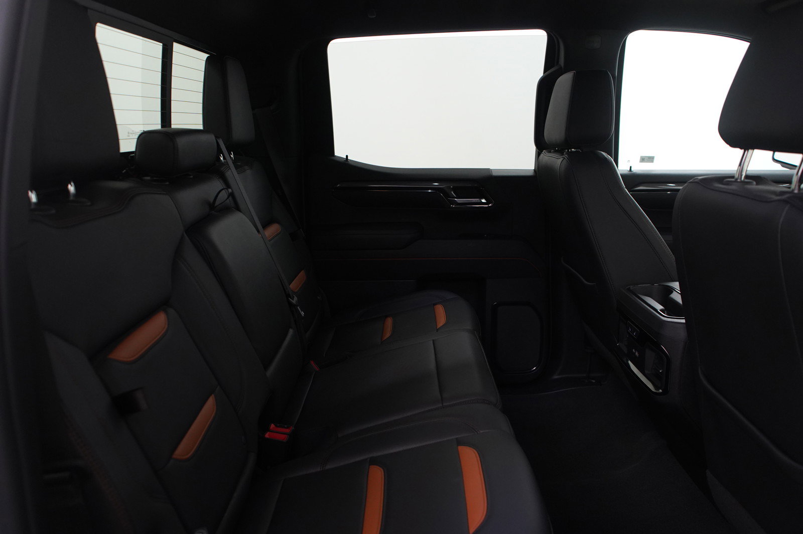 Used 2022 GMC Sierra 1500 AT4 w/ AT4 Preferred Package image 13