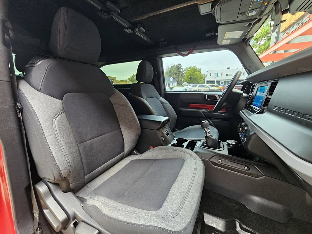 Used 2021 Ford Bronco 2-Door AWD/4WD image 4