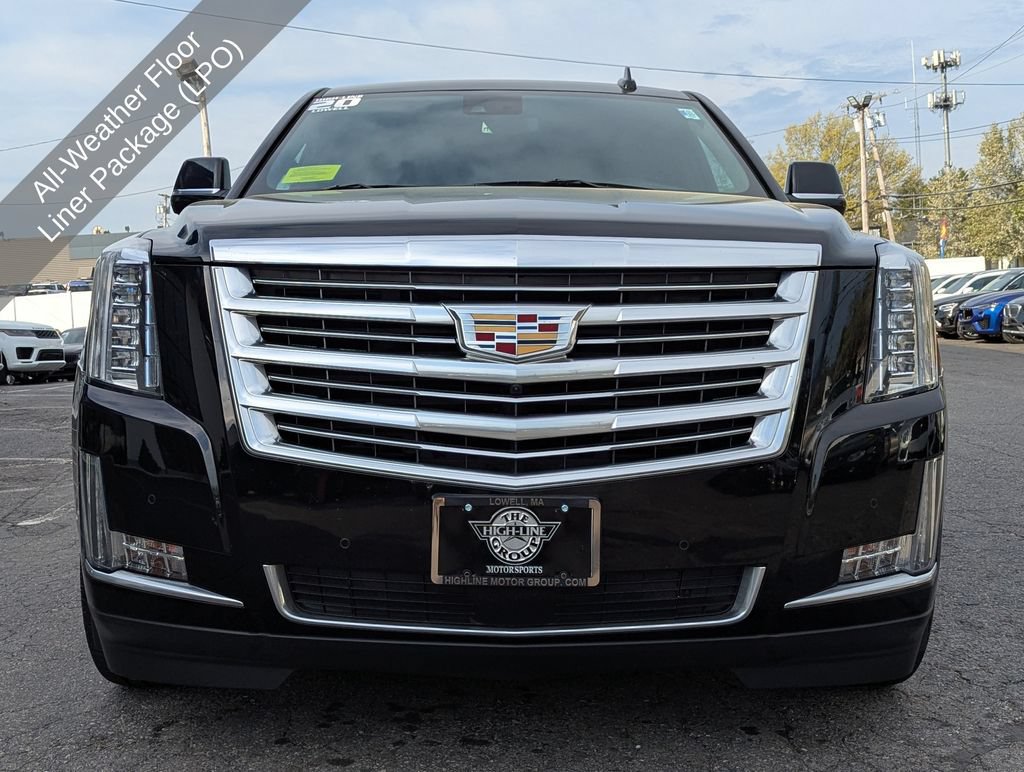 Used 2020 Cadillac Escalade Platinum AWD/4WD image 5