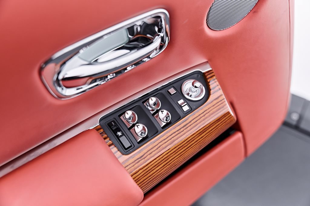 Used 2009 Rolls-Royce Phantom Coupe RWD image 41