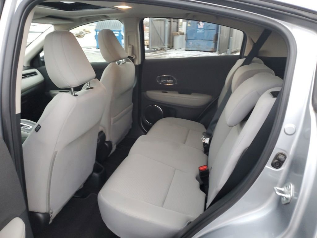 Used 2021 Honda HR-V EX image 24
