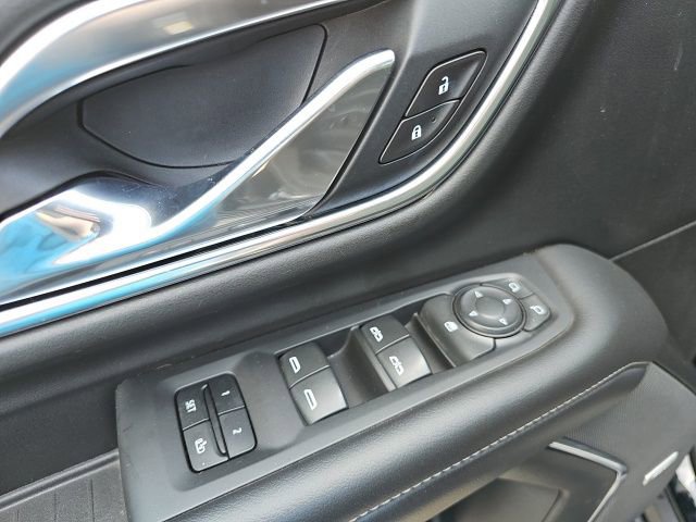 Used 2021 Chevrolet Tahoe LT image 14