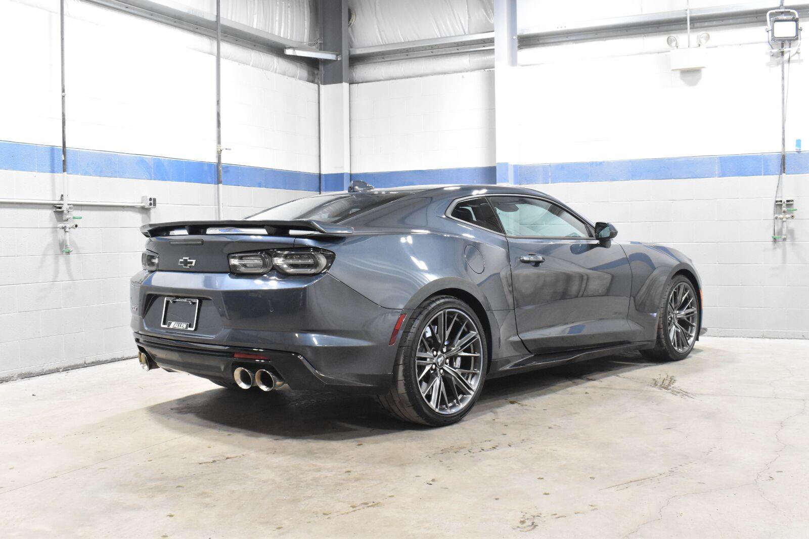 Used 2022 Chevrolet Camaro ZL1 RWD image 25
