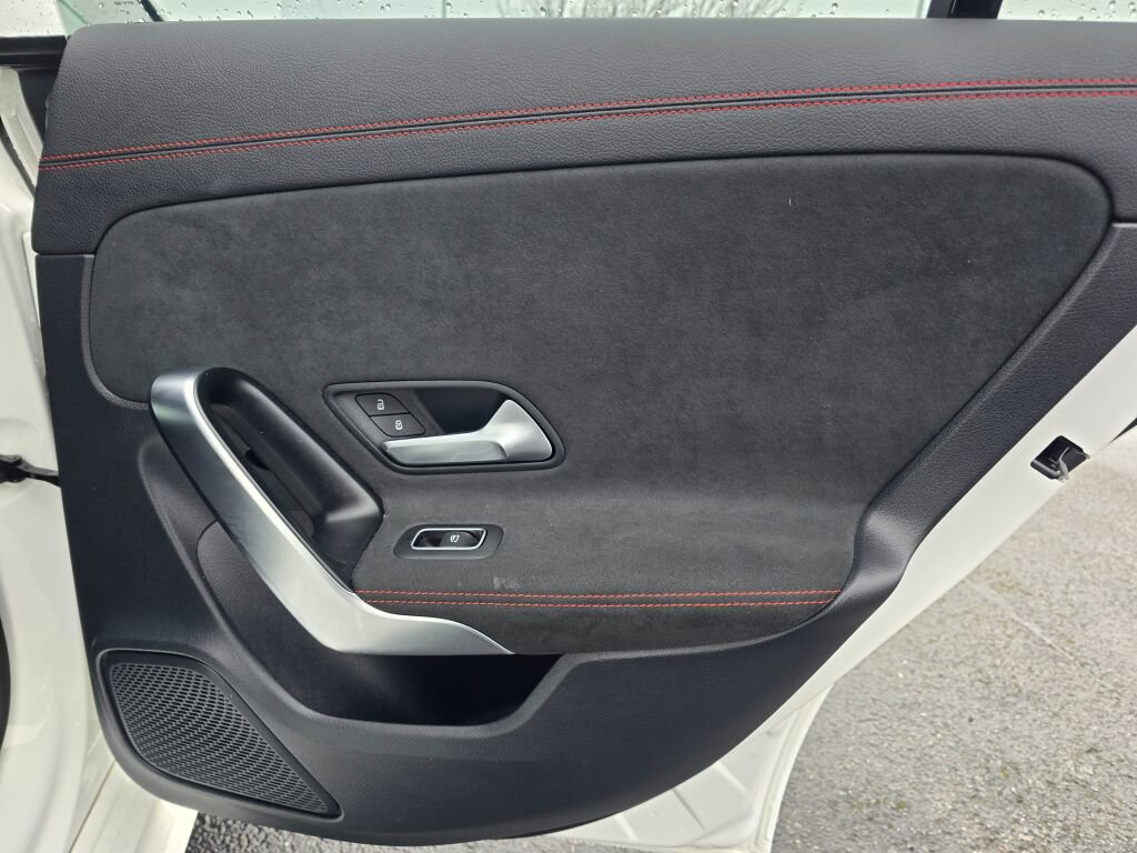 Used 2023 Mercedes-Benz CLA 35 AMG 4MATIC image 17
