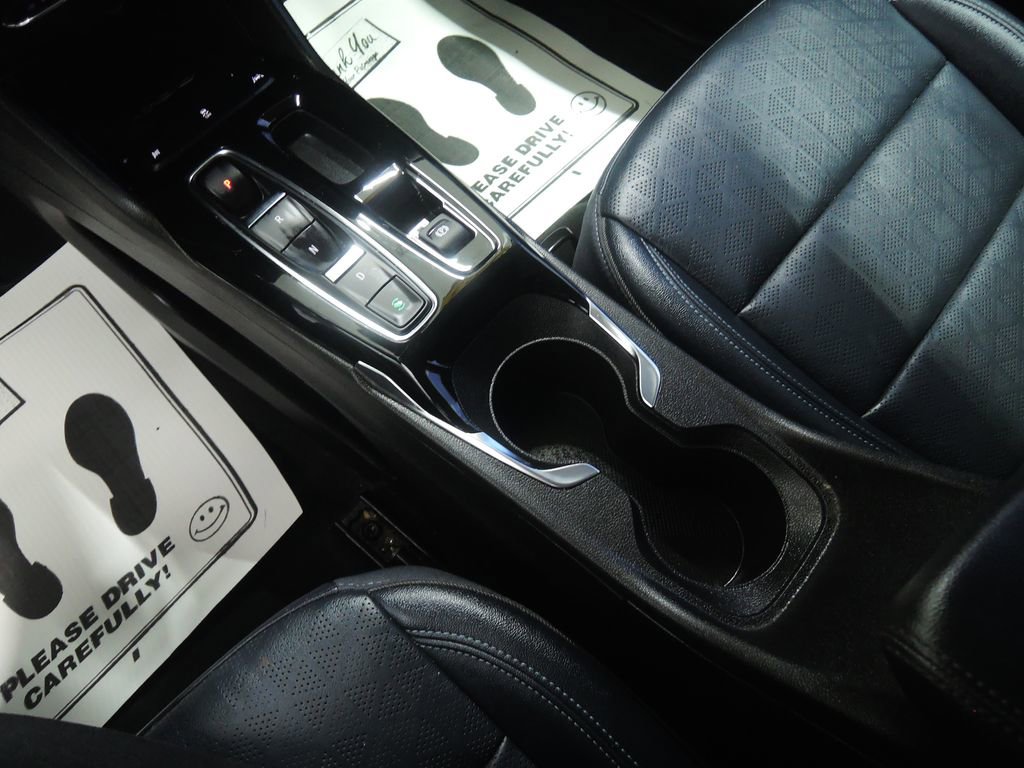 Used 2023 Chevrolet Bolt EUV Premier image 22