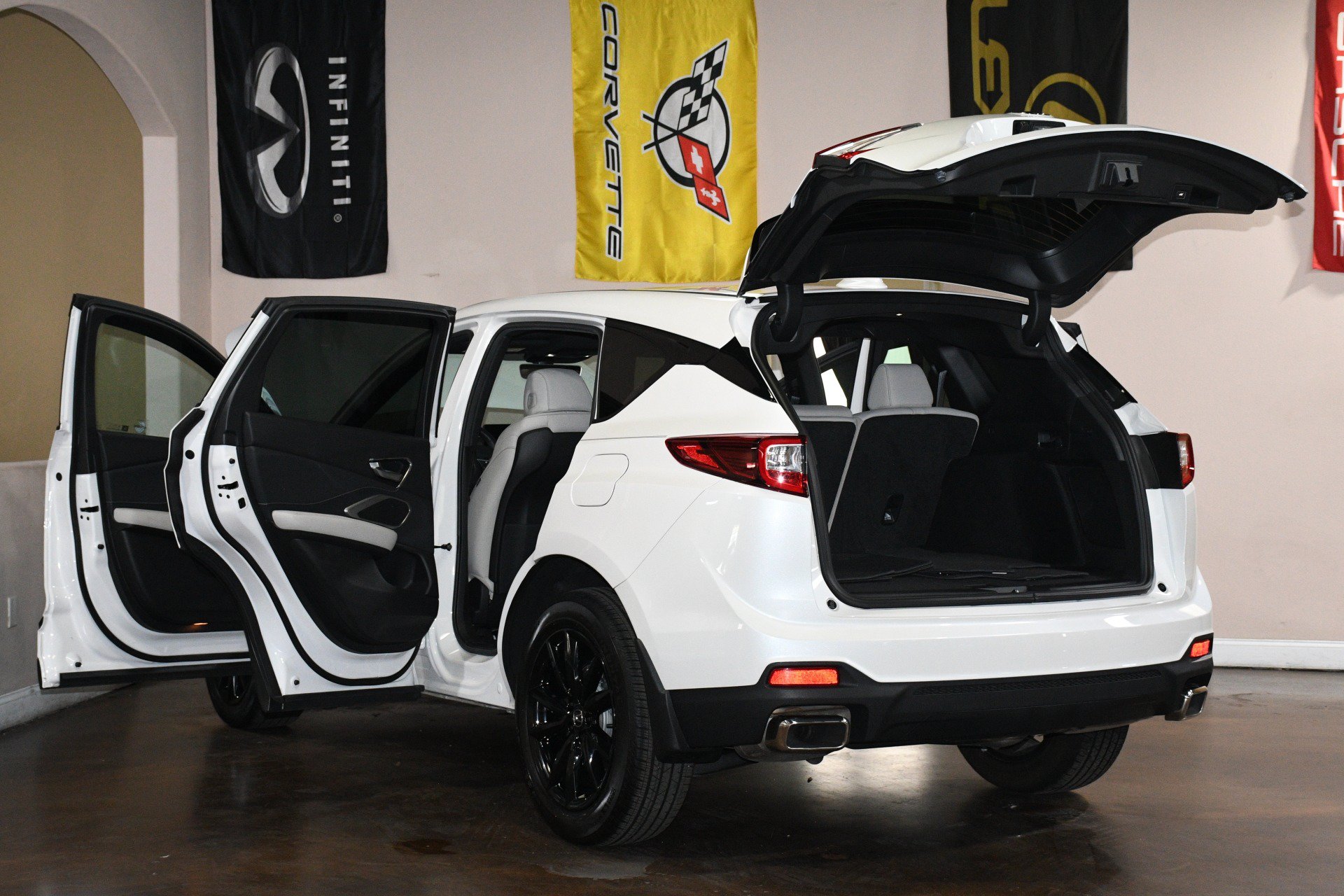 Used 2025 Acura RDX SH-AWD image 92