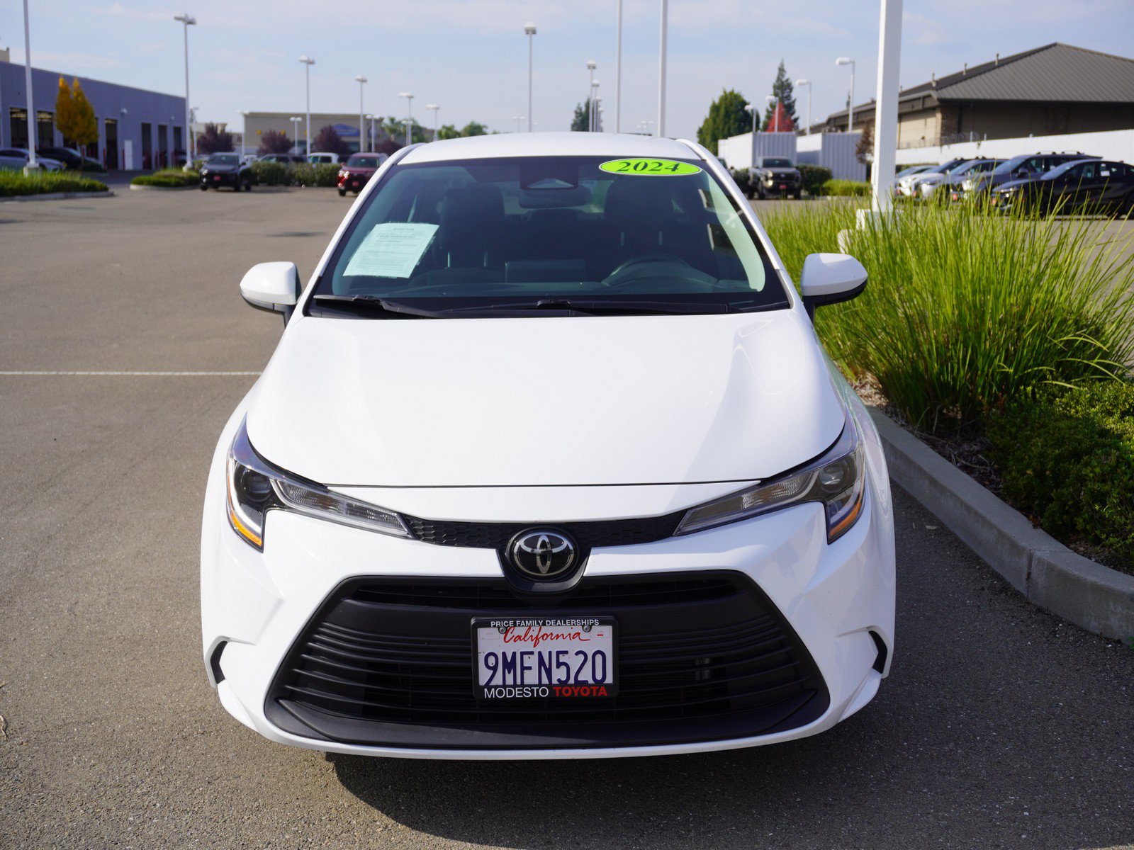 Used 2024 Toyota Corolla LE image 6