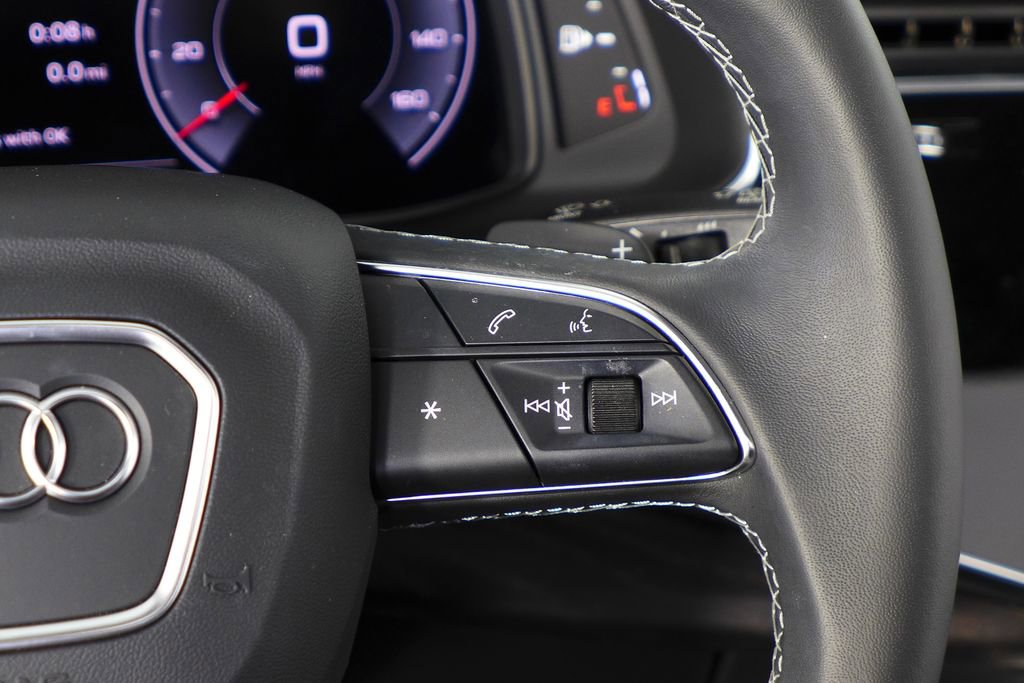 Used 2023 Audi Q8 Premium Plus w/ Premium Plus Package image 28