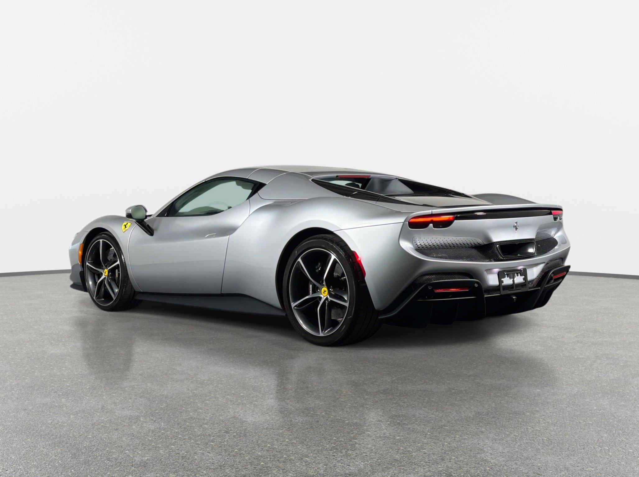 Used 2025 Ferrari 296 GTS RWD image 12