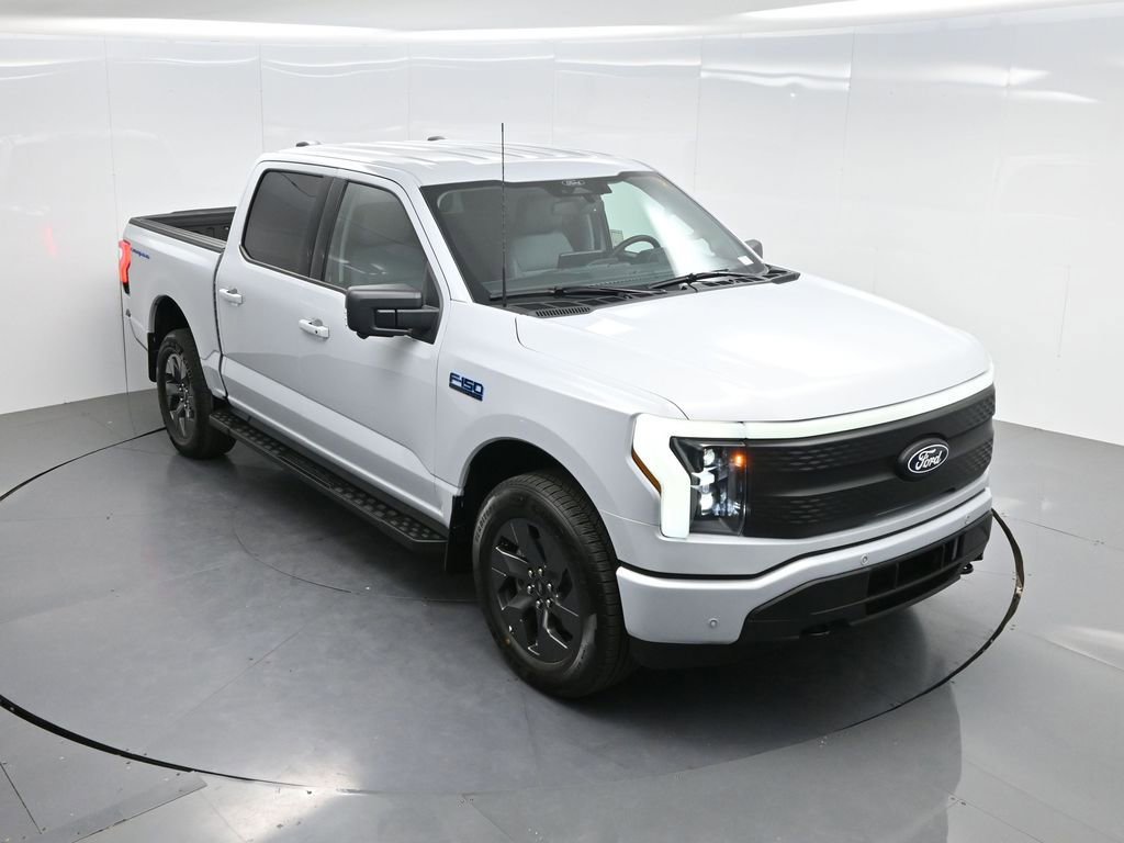 Used 2025 Ford F150 Lightning Flash AWD/4WD image 42