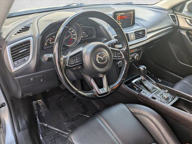 Used 2018 MAZDA MAZDA3 Touring image 10