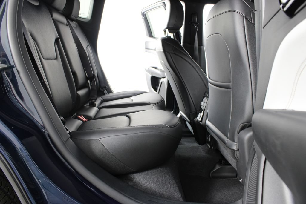 New 2026 Jeep Compass Limited AWD/4WD image 19
