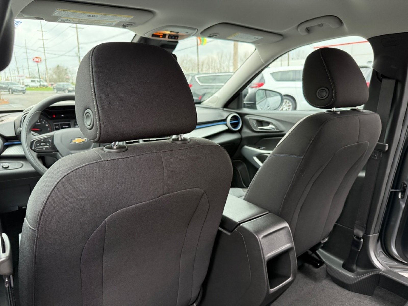Used 2026 Chevrolet Trax LS w/ Driver Confidence Package FWD image 29