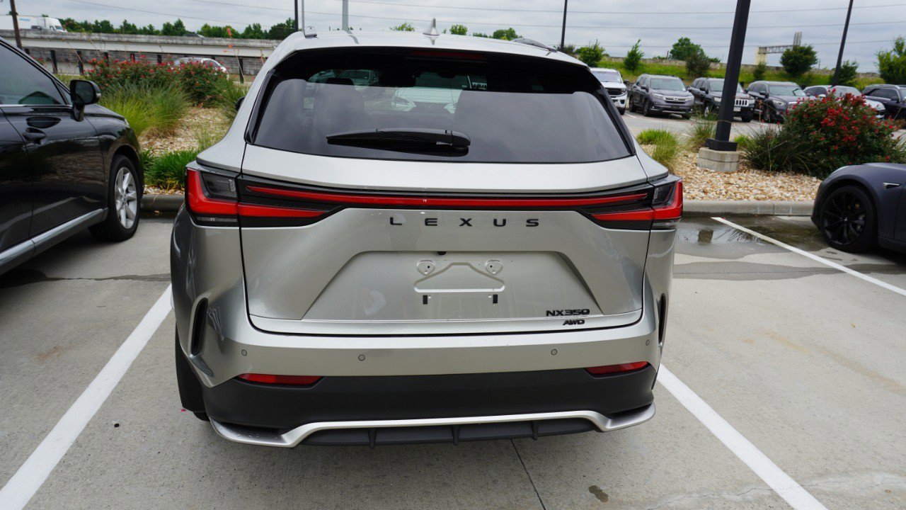 Used 2026 Lexus NX 350 F Sport AWD/4WD image 5