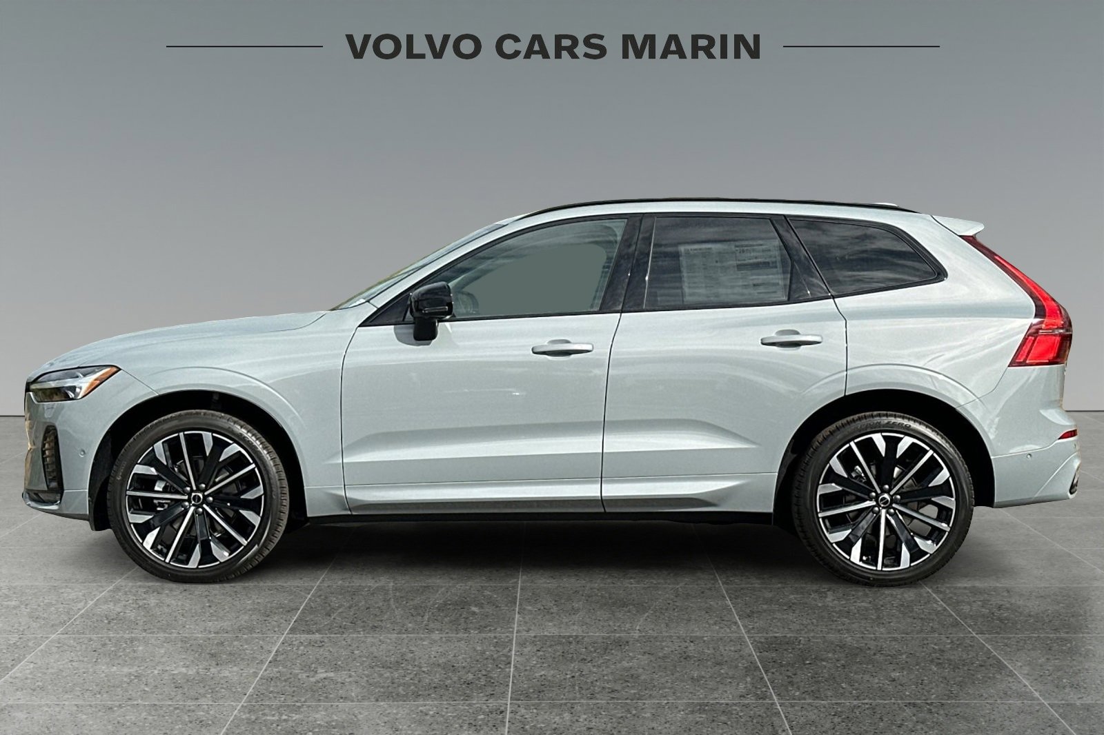 New 2026 Volvo XC60 B5 Ultra w/ Protection Package Premier image 5