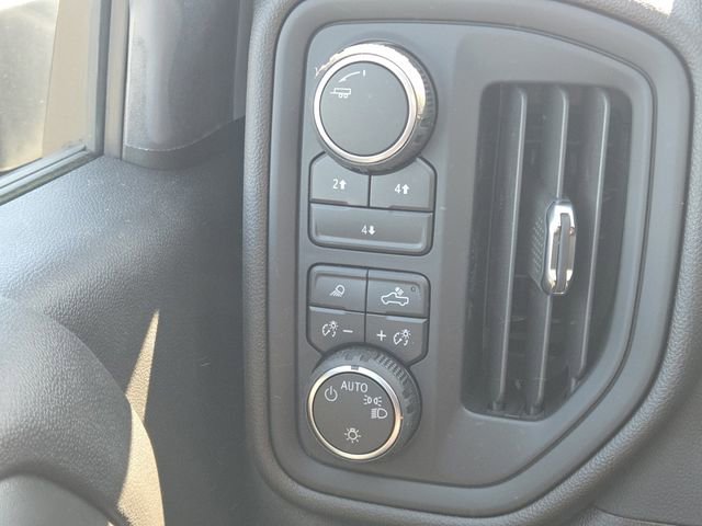 New 2025 Chevrolet Silverado 3500 W/T image 9