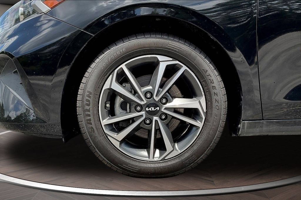 Used 2024 Kia Forte LXS FWD image 37