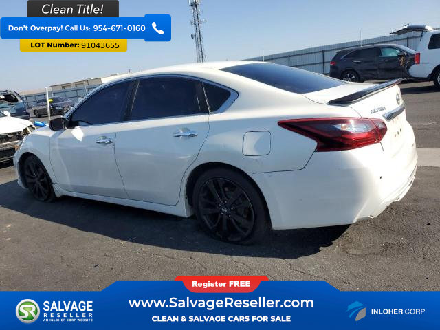 Used 2017 Nissan Altima 2.5 SR w/ Midnight Edition Package image 3